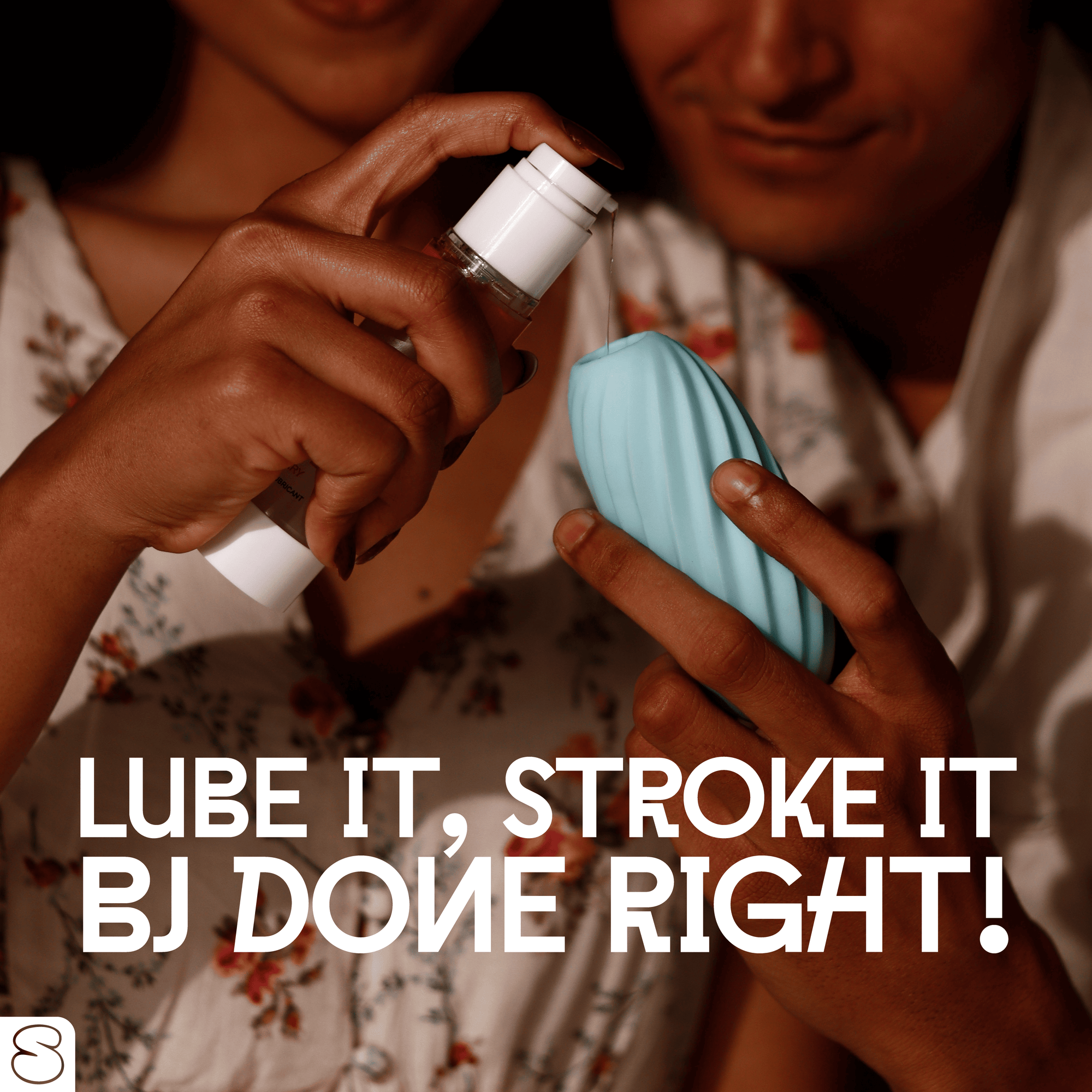 Buy Couple Massager Combo India – Couple holding lube and massager in a playful moment with text “Lube it, stroke it, BJ done right!